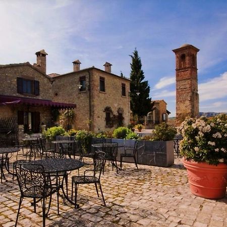 Castello Di Albereto Trarivi Exterior foto